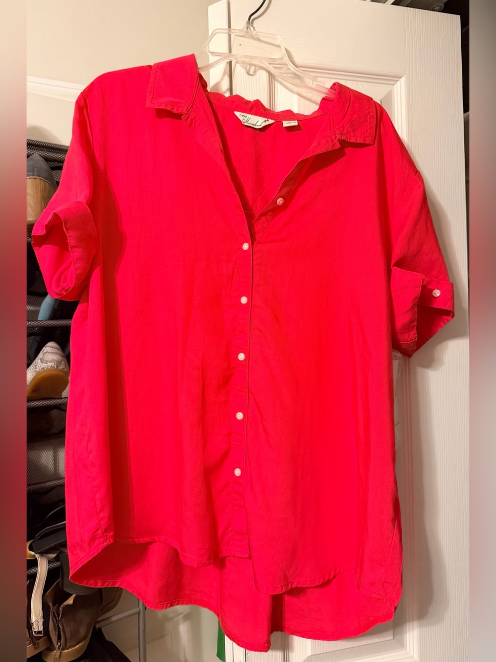 Caffe Marrakesh Bright Pink Women's Button-Down Shirt